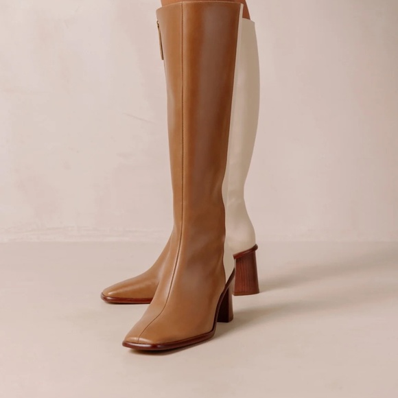ALOHAS Shoes - NWT East Camel Cream Boots